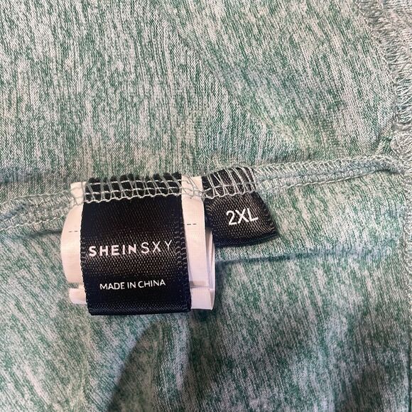 Set of 3 racer back crop tanks from SHEIN size 2XL (16) - Picture 3 of 3